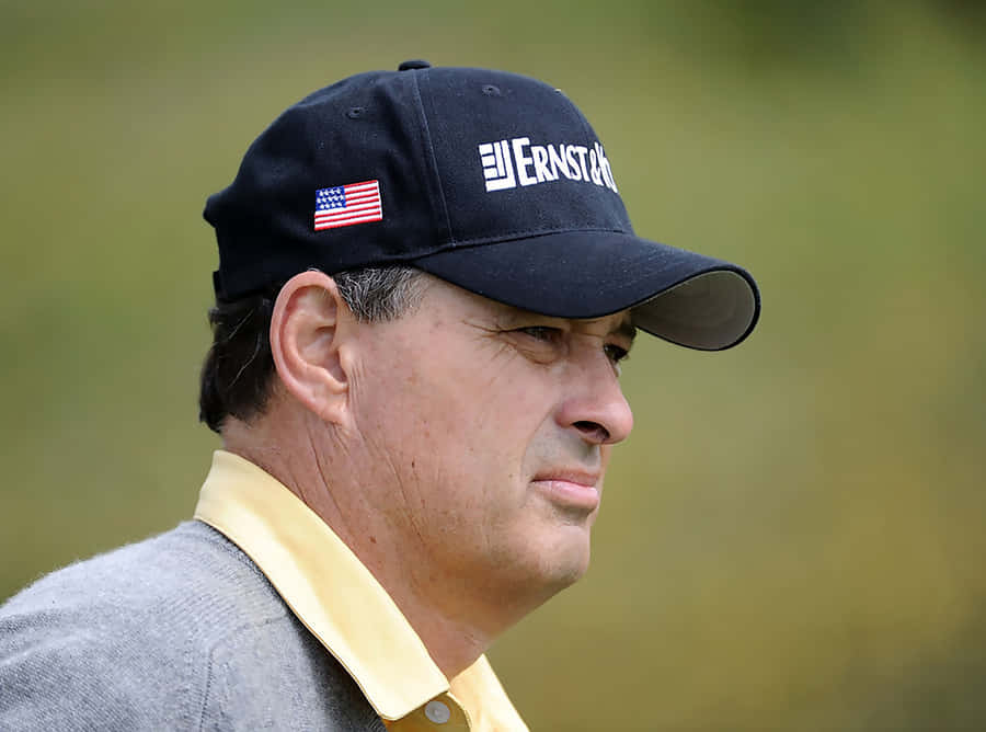 Pro Golfer Loren Roberts In Action Wallpaper