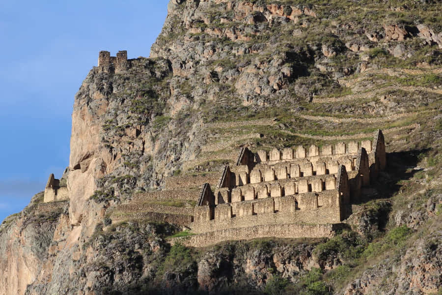 Sitio Arqueológico Pinkuylluna Ollantaytambo Wallpaper