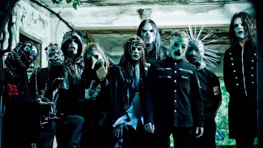 Slipknot Rocking Out Wallpaper