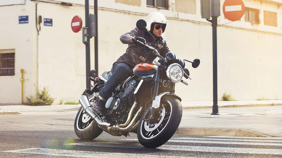 Stay Connected With Vintage Style Wallpaper