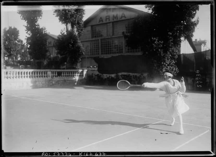 Suzanne Lenglen Four-time World Champion Wallpaper