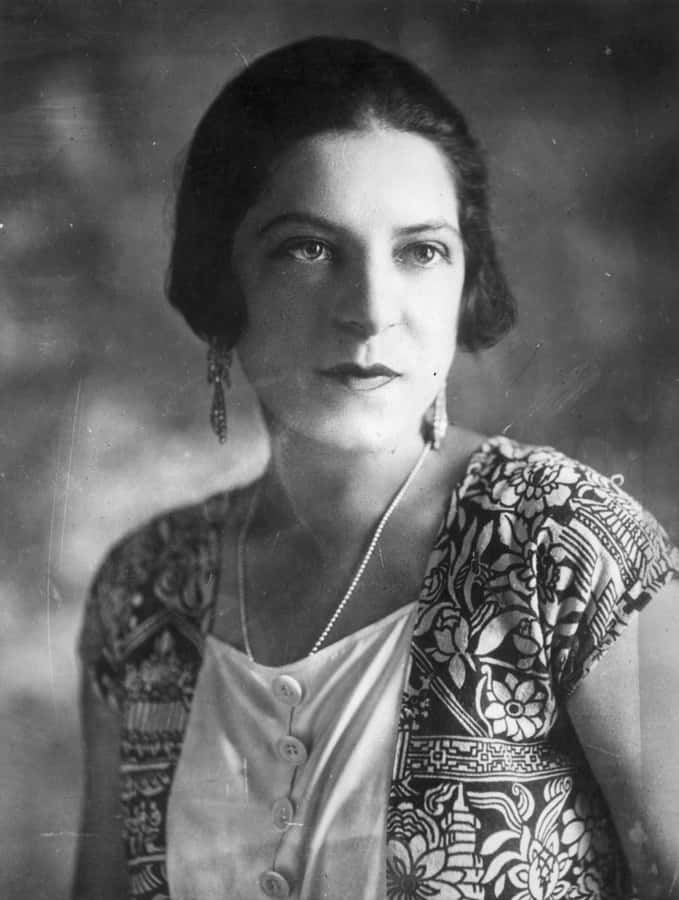 Suzanne Lenglen Olympic Gold Medalist Wallpaper