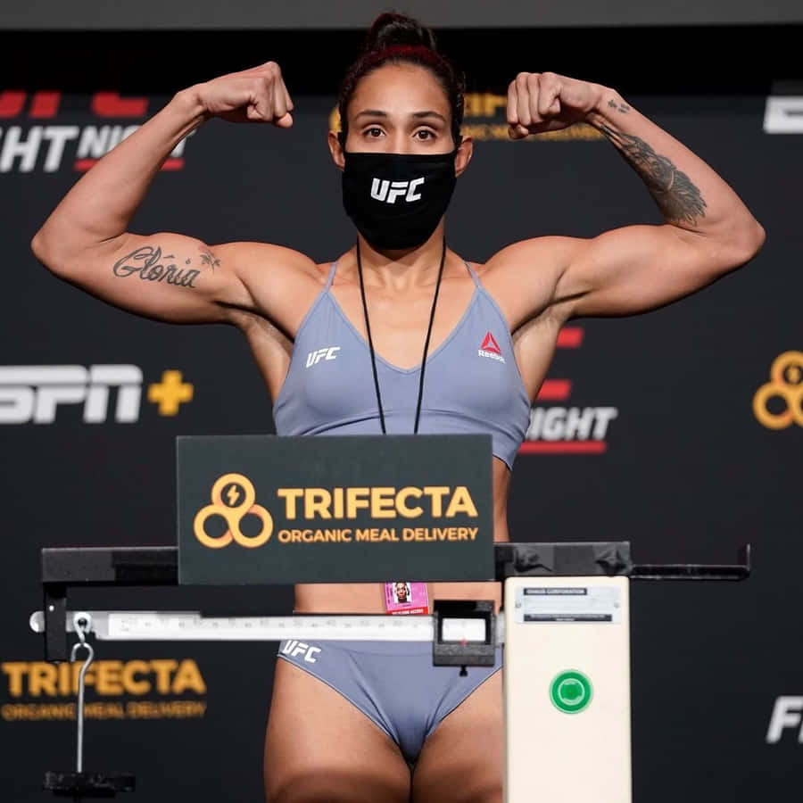 Taila Santos Posing During Weigh-in Wallpaper