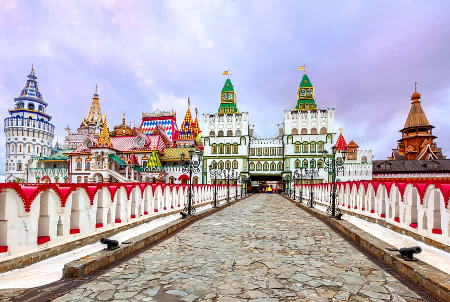 The Izmailovo Kremlin In Splendid Sunset Wallpaper