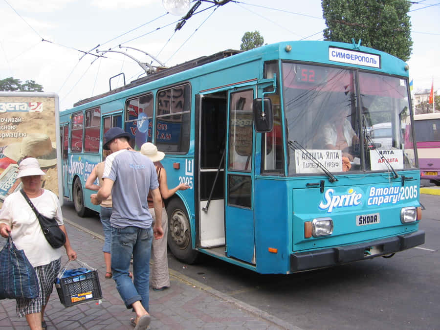 Trolley Bus In Yalta Wallpaper