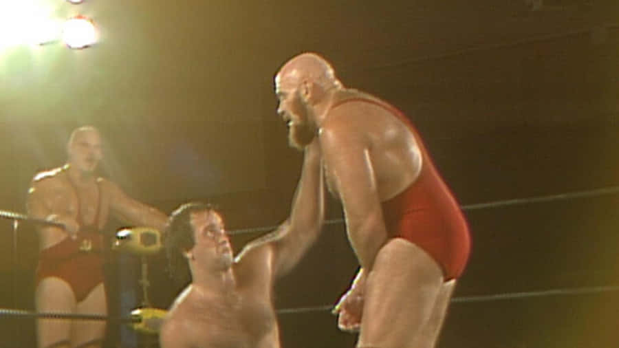 Vintage Wrestling Match Intensity Wallpaper