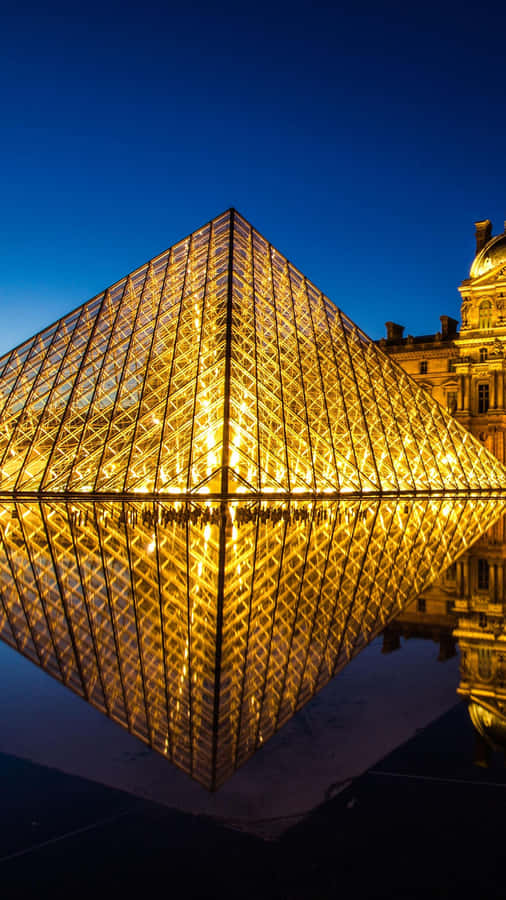 Warm Light Reflection Louvre Museum Wallpaper