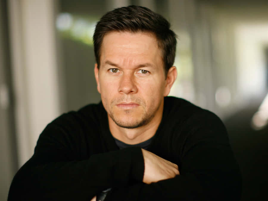 White Man Mark Wahlberg Actor Wallpaper