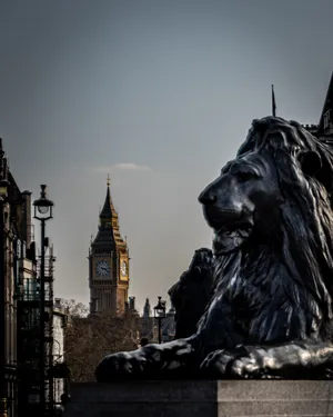 19th Century Trafalgar Square Wallpaper