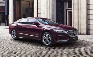 2019 Buick Lacrosse Avenir Wallpaper