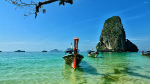 2560 X 1440 Railay Beach Open Sea Wallpaper