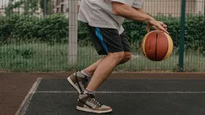 2560x1440 Basketball Dribble Wallpaper