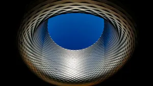 4d Ultra Hd Bird's Nest Tunnel Wallpaper