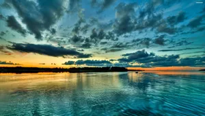 4k Beach With Cloudy Sky Wallpaper