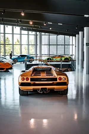 4k Lamborghini Orange Diablo Wallpaper