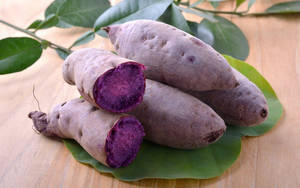 A Glimpse Of The Vibrant Filipino Purple Yam Wallpaper