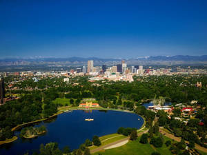 A Lake In Denver Wallpaper