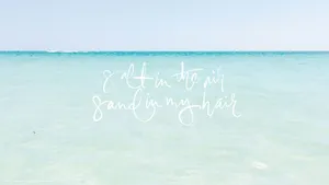 A Picture Of A Cute Summer Desktop To Welcome The Season Wallpaper