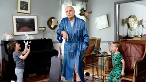 Actor Jeffrey Tambor In A Candid Portrait Wallpaper