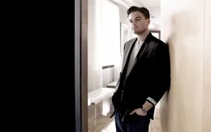 Actor Leonardo Dicaprio Wallpaper