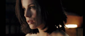 Actress Kate Beckinsale As Selene In Underworld Wallpaper