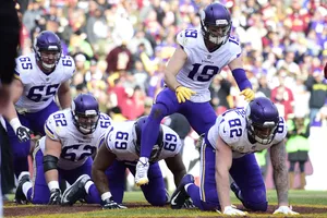 Adam Thielen Minnesota Vikings Formation Wallpaper