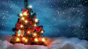 Adorn Your Desktop With The Beautifully Decorated Christmas Tree And Greeting Card, With