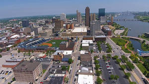 Aerial View Of Toledo City In Ohio Wallpaper