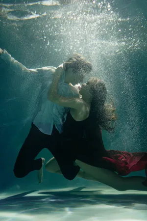 Affectionate Underwater Love Iphone Wallpaper