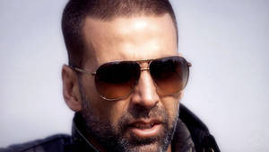 Akshay Kumar Close-up Shot Wallpaper