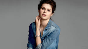 Alexandra Daddario 4k Watch Model Wallpaper