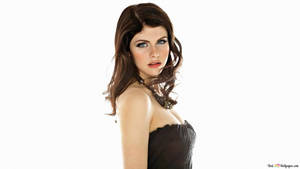 Alexandra Daddario In A Behind The Scenes Still From The Set Of A Movie Wallpaper