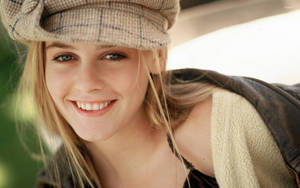 Alicia Silverstone In A Bucket Hat Wallpaper