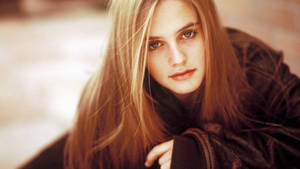 Alicia Silverstone Pretty Face Wallpaper