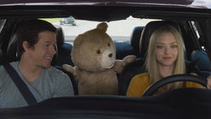 Amanda Seyfried In Ted 2 Wallpaper