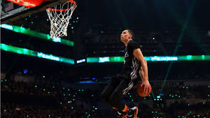 Amazing Slam Dunk Zach Lavine Wallpaper