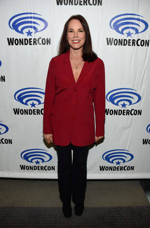 American Actress Barbara Hershey At The Wondercon Wallpaper