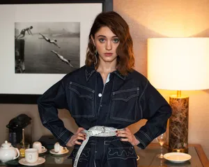 American Actress Natalia Dyer Wallpaper