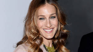 American Actress Sarah Jessica Parker Close Up Smile Wallpaper