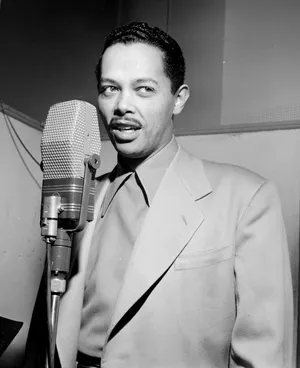 American Jazz Pop Singer Billy Eckstine Greyscale Wallpaper