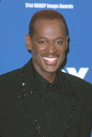 American Male Singer Luther Vandross Wallpaper