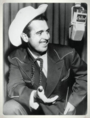 American Singer Tennessee Ernie Ford Studio Photoshoot Wallpaper