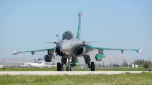 An Awe-inspiring Dassault Rafale Fighter Jet In Mid-air Wallpaper