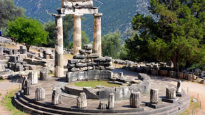 Ancient Delphi Ruins, Greece Wallpaper