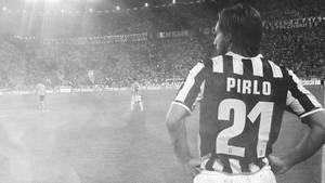 Andrea Pirlo Grayscale Rear View Wallpaper