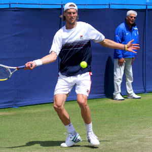 Andreas Seppi Returning Ball Wallpaper