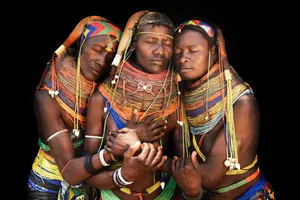 Angola Tribal Women Wallpaper
