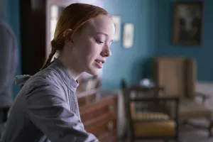 Anne With An E In Grey Dress Wallpaper