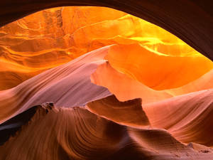 Antelope Canyon Soft Strokes Wallpaper