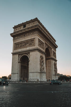 Arc De Triomphe Side View Wallpaper